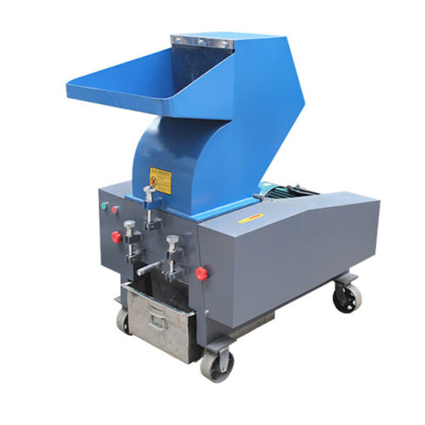 PLASTIC CRUSHER